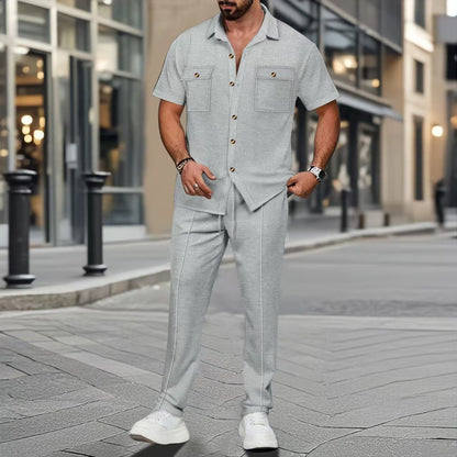 Costume de loisirs à la mode pour hommes avec motif à rayures et poches pratiques Chic und Stil