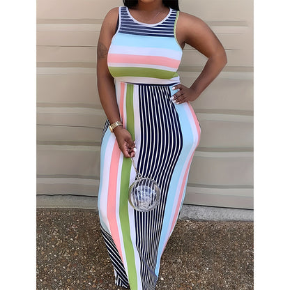 Robe maxi pour dames avec un design à rayures colorées et une coupe cintrée Chic und Stil