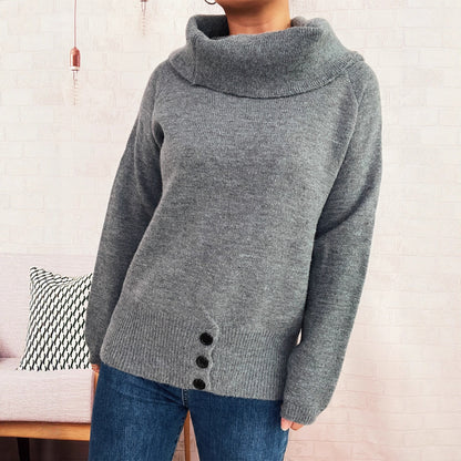 Pull femme avec col doux et boutons décoratifs Chic und Stil