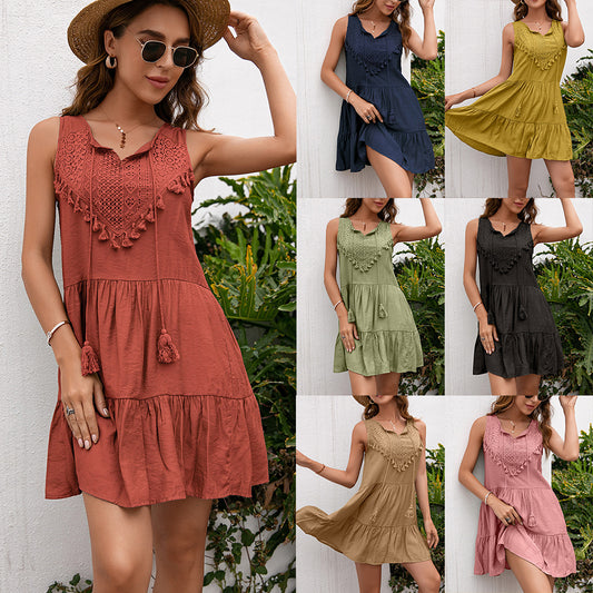 Robe sans manches pour femmes avec des accents en crochet et à pompons Chic und Stil