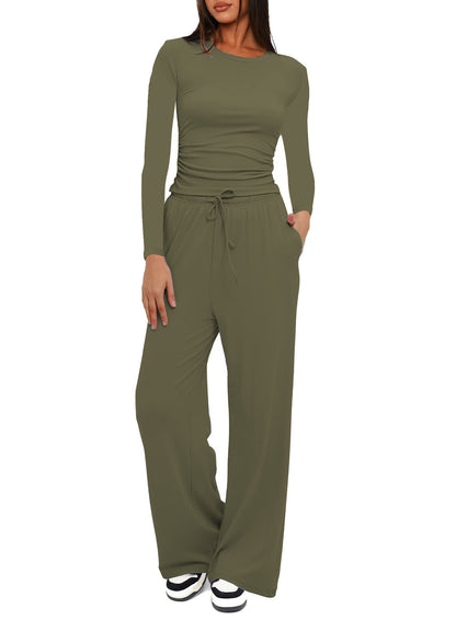 Costume de lounge confortable pour femmes avec un pantalon large Chic und Stil
