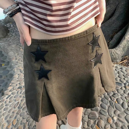 Jupe mini pour femmes avec des détails étoilés structurés et un matériau de haute qualité Chic und Stil