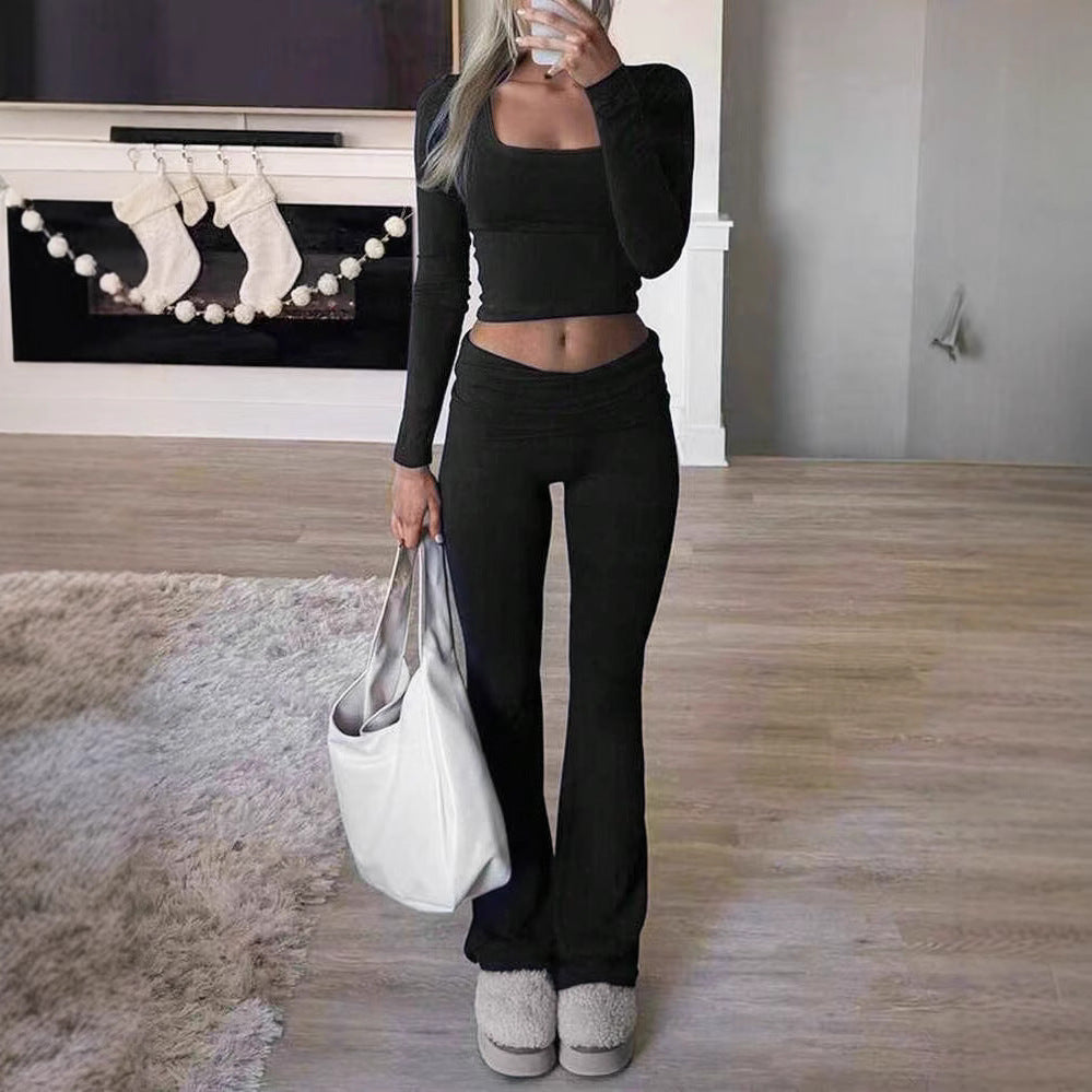 Casual lounge set for women with long sleeve top and flared pants Chic und Stil