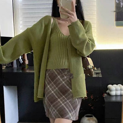 Cardigan en tricot décontracté pour femmes avec une fine texture et de gros boutons Chic und Stil