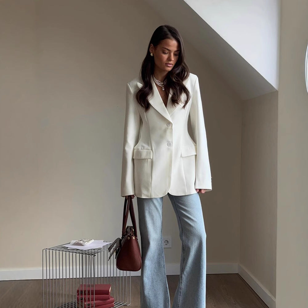 Dames Blazer élégant avec une coupe cintrée et des détails modernes Chic und Stil