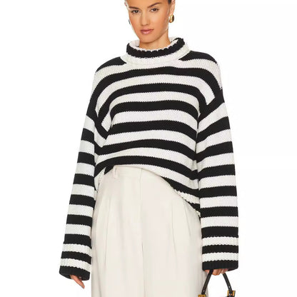 Pullover court pour femmes avec larges rayures Chic und Stil