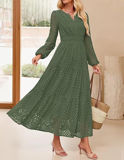 Robe maxi pour femmes au design élégant en crochet Chic und Stil
