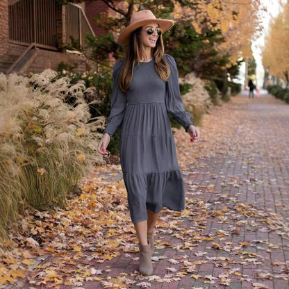 Robe midi pour femmes avec des manches ballon et un détail en volants Chic und Stil