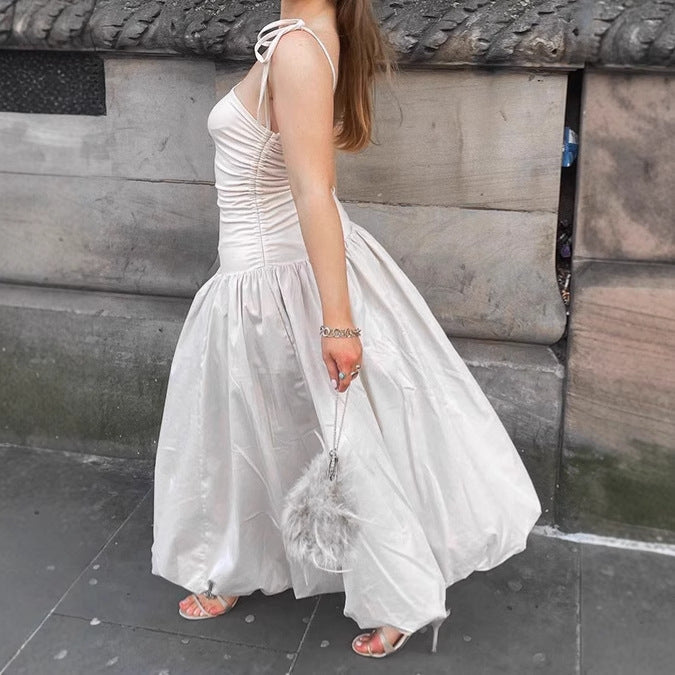 Dames Robe de soirée élégante avec design sans épaule et jupe fluide Chic und Stil