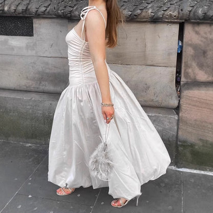 Dames Robe de soirée élégante avec design sans épaule et jupe fluide Chic und Stil