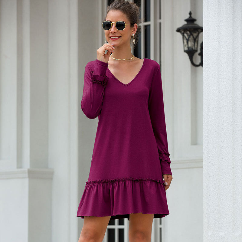 Robe mini femme avec décolleté en V et manches volantes Chic und Stil
