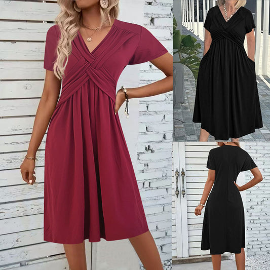 Combinaison pour femmes avec un design enveloppant ajusté et un élégant décolleté en V Chic und Stil