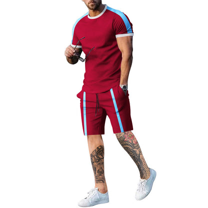 Ensemble de shorts et de t-shirt à manches courtes sportives pour hommes avec des bandes contrastées Chic und Stil