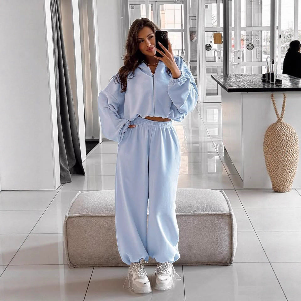 Dames cropped Fleece-Hoodie avec zip et poignets confortables Chic und Stil