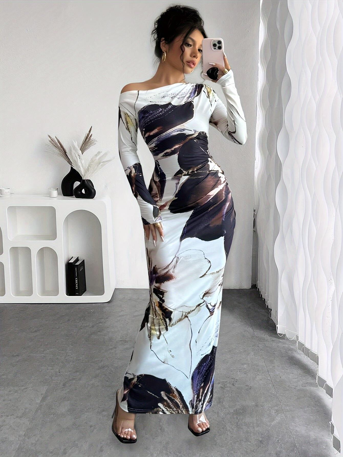 Dames Élégant Robe Maxi avec décolleté asymétrique et design floral Chic und Stil
