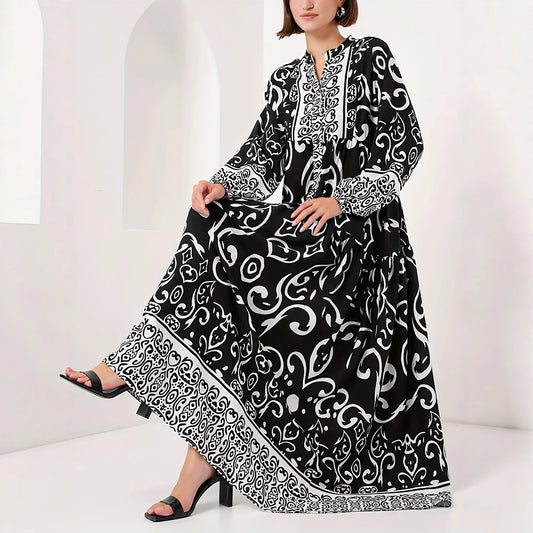 Robe maxi pour dames avec impression à motif artistique Chic und Stil