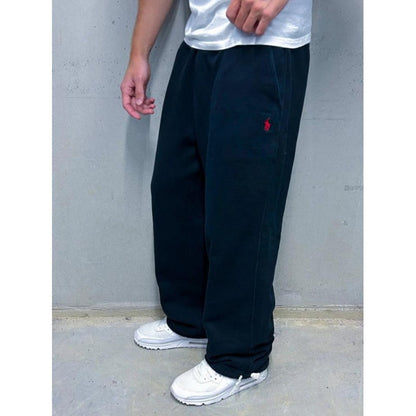Casual pants for men with soft lining and slightly adjustable waist Chic and Style
