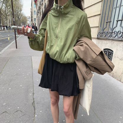 Veste coupe-vent légère pour femmes avec des manches volumineuses Chic & Stil