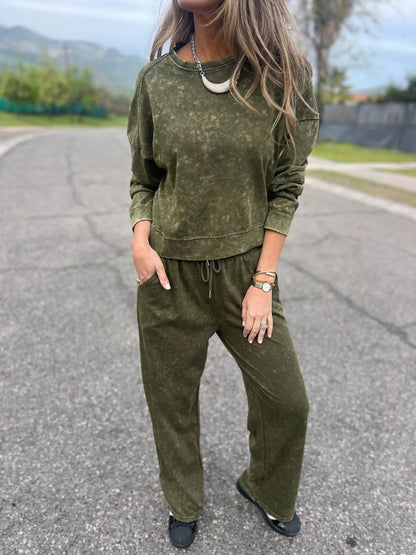 Chic and Style casual hoodie and sweatpants set for ladies