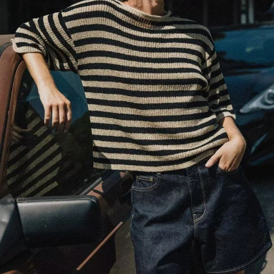 Pull en tricot pour femmes avec un motif rayé élégant et un matériau doux Chic und Stil