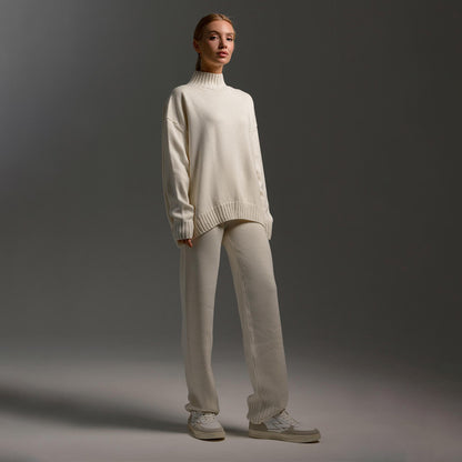 Women’s short sleeve sweater set and casual pants