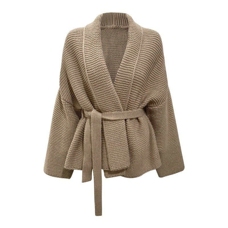 Cardigan femme en grosse maille avec col châle large et ceinture nouable Chic und Still