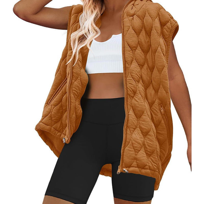 Dame gilet avec capuche et design matelassé Chic und Stil