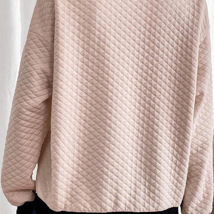 Pull-over matelassé oversize pour femmes avec col classique et détails pratiques de boutons Chic und Stil