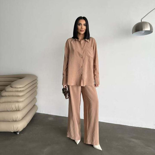 Chemisier en soie à manches longues pour femmes avec une texture fine Chic und Stil