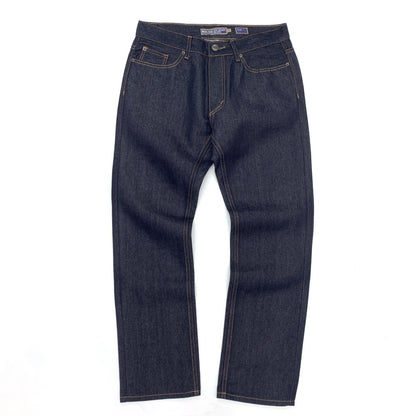 Women's jeans pants with a modern design featuring durable stitching and a timeless look Chic und Stil