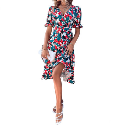 Robe maxi pour femmes avec un joli design floral et des détails élégants en volants Chic und Stil