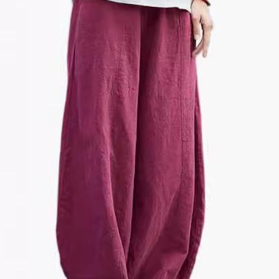 Wide linen pants for women with elastic waistband and convenient pockets Chic und Stil