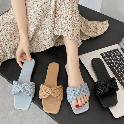 Sandales à lanières en simili cuir avec look tressé Chic und Stil