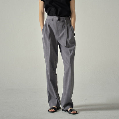 Elegant and widely cut women's suit pants with open side pockets Chic and Style