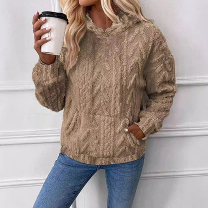 Pull à capuche pour femmes en matériau douillet avec poche kangourou intégrée Chic und Stil