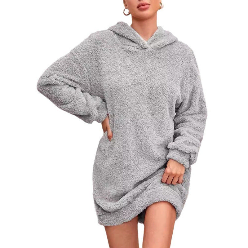 Robe à capuche oversize douillette pour femmes en doux polaire Chic und Stil