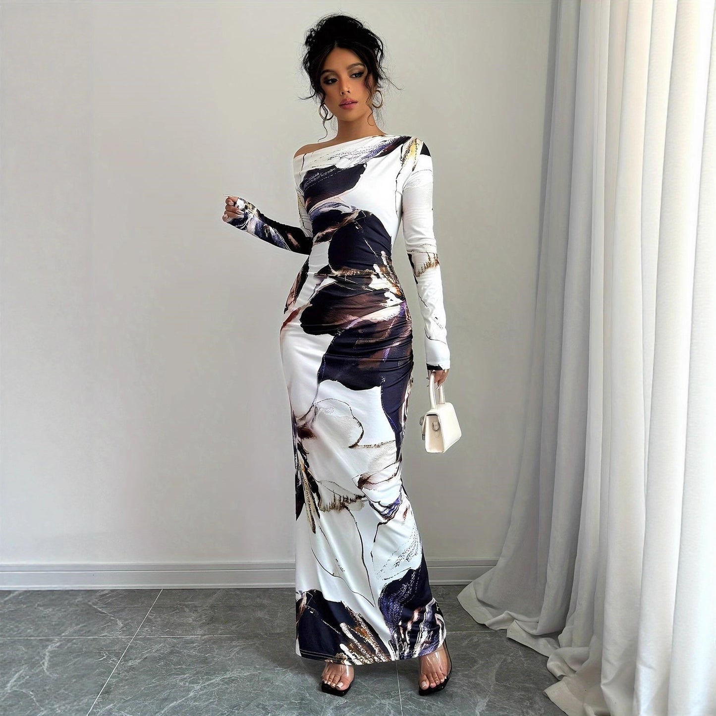 Robe maxi élégante pour femmes avec impression artistique originale et design sans épaules Chic und Stil