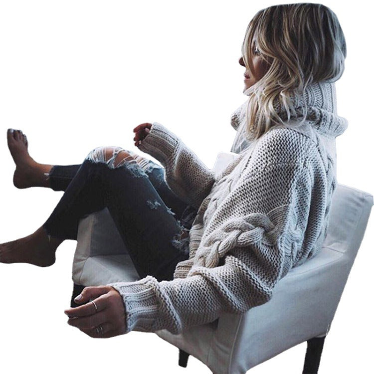 Pull femme en tricot épais avec col haut et design en torsades Chic und Stil