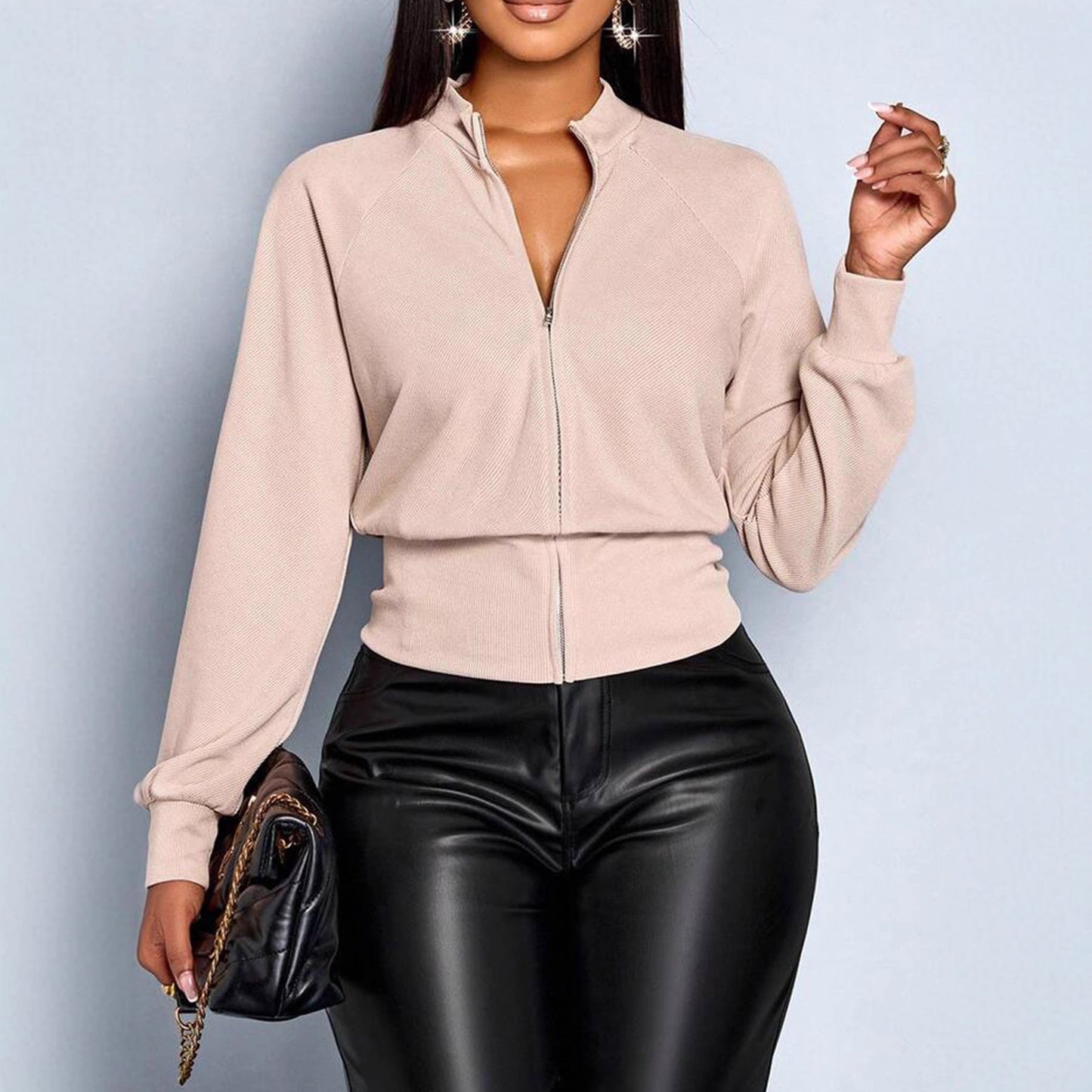 Pull-over zippé sportif pour femmes avec une coupe raglan moderne et un ourlet élastique Chic und Stil