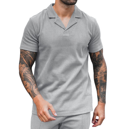 Chemise à manches courtes pour hommes avec col Henley classique et texture de surface structurée Chic und Stil