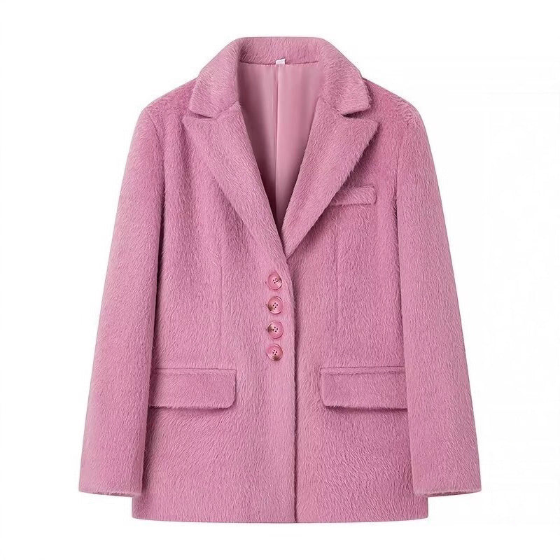 Blazer élégant pour femmes avec douce fourrure et détails décoratifs en boutons Chic und Stil