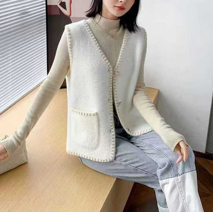 Dames gilet en tricot avec détails de boutons décoratifs Chic und Stil