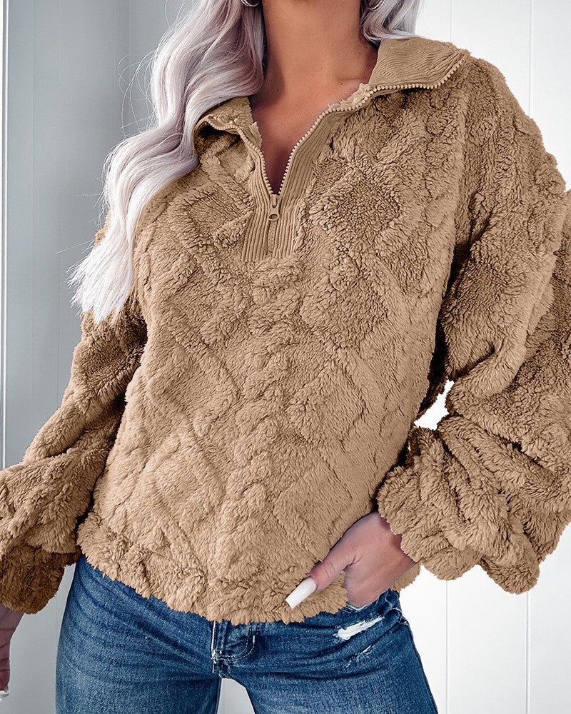 Pull en polaire douillet pour femmes avec fermeture éclair et motif alvéolé Chic und Stil