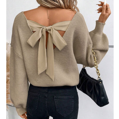Pull femme avec un design d'encolure à nœud élégant Chic und Stil