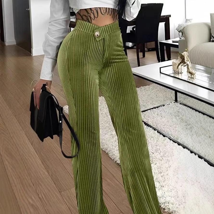 Ladies Elegant Pleated Pants with Button Details Chic and Style