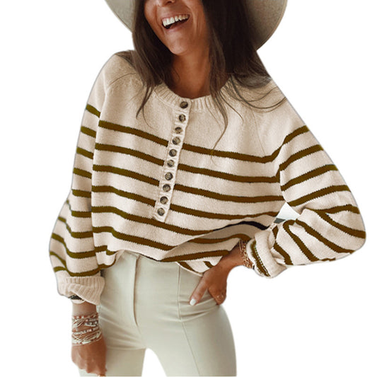 Pull en tricot rayé pour femmes avec patte de boutonnage et coupe ample Chic und Stil