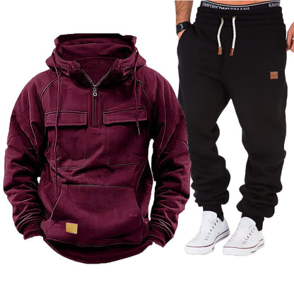 Functional hooded jacket for men with full zip and practical pockets Chic and Style