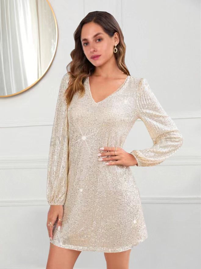 Robe minuscule scintillante pour femmes avec décolleté en V et manches longues Chic und Stil