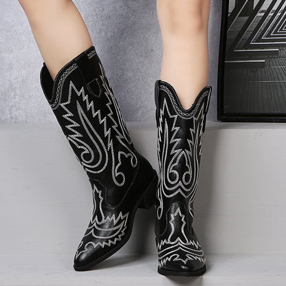 Bottes cowboy pour femmes avec des ornements à la mode et un élégant talon Chic und Stil
