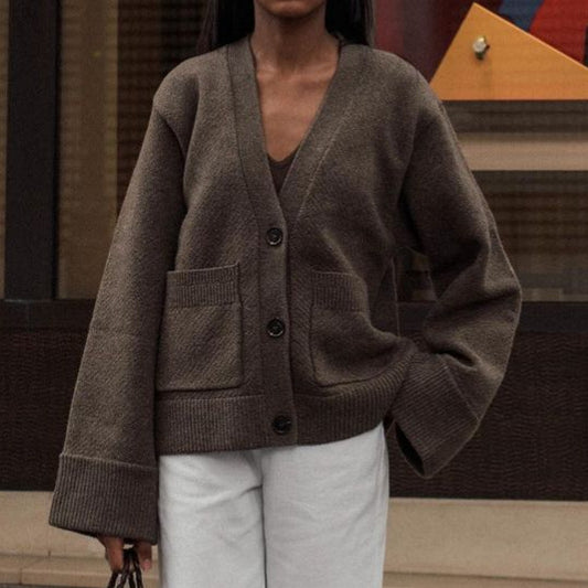 Cardigan féminin en tricot surdimensionné avec poches et décolleté en V Chic und Stil